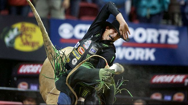 J.B. Mauney rides Bruiser at the 2015 Built Ford Tough World Finals. Photo by Matt Breneman / BullStockMedia.com