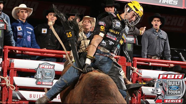 Silvano Alves is the defending event champion in Chicago. Photo by Andy Watson / BullStockMedia.com.