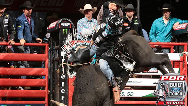 Mike Lee begins the Built Ford Tough Series second in the world standings.