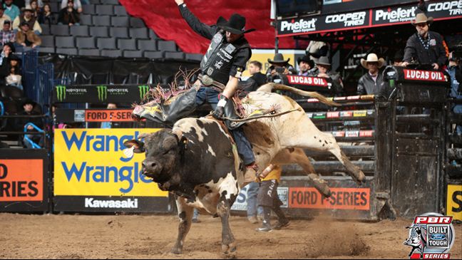 Robson Palermo continued his run of solid riding on Saturday, placing in the round and notching his seventh-straight qualified ride.