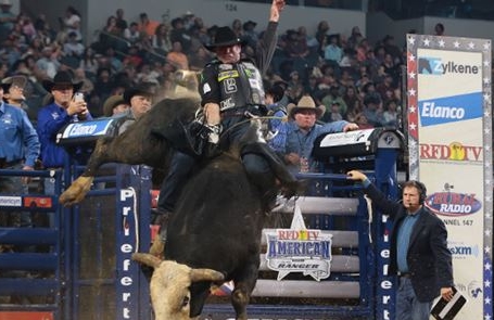 Guilherme Marchi takes a shot aboard Pearl Harbor during THE AMERICAN. Photo By: Andy Watson/BullStockMedia.com