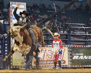 PBR's Joao Ricardo Vieira wins the 2016 THE AMERICAN bull riding title 300x240