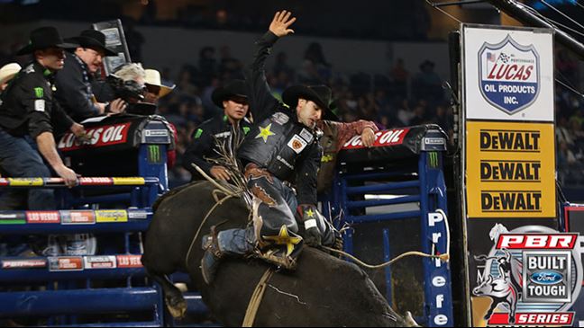 Joao Ricardo Vieira has had trouble riding bulls away from his hand, Iron Cowboy changed that. Photo: Andy Watson/BullStockMedia.com