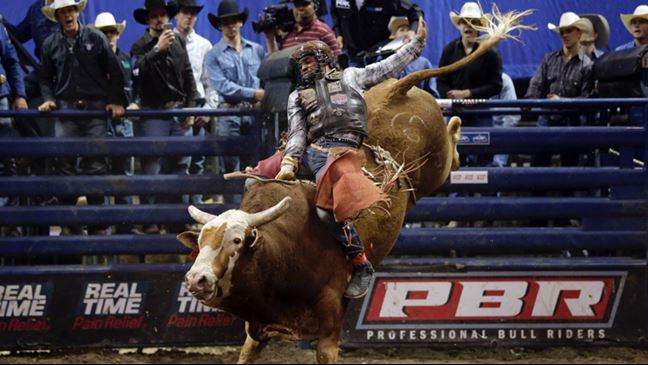 Jay Miller rides for the win in Milwaukee.