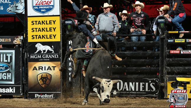 Jorge Valdiviezo moved from 38th to 28th in the world standings. Photo: Andy Watson/BullStockMedia.com