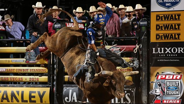 Kaique Pacheco had never been on top of thr World Standings until his Last Cowboy Standing victory. Photo: Andy Watson/BullStockMedia.com