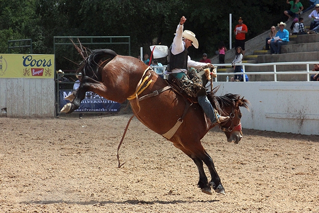 Roper Kiesner rides Pete Carr’s Manhatten Moon for 83 points to finish third in Guymon, Okla., in early May. Keisner is the No. 1 saddle bronc rider in the Prairie Circuit as of June 1.