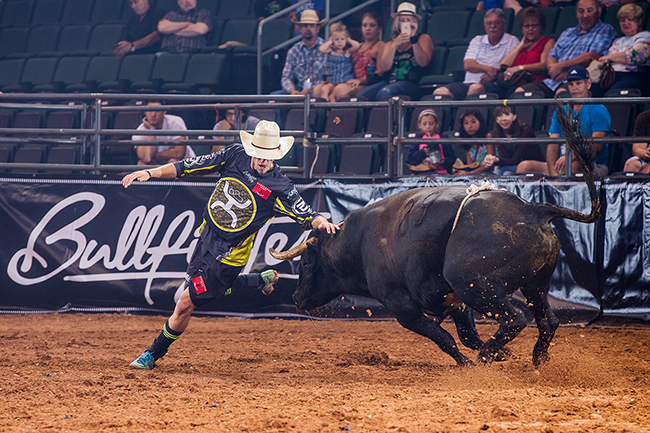 Schell Apple competes during a recent Bullfighters Only event. Apple will be one of six men that will compete next week in Sikeston, Mo. (TODD BREWER PHOTO)