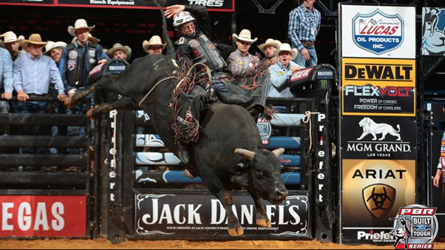 Cooper Davis remained hot in Tulsa and took the Round 1 win. Photo: Andy Watson / BullStockMedia.com