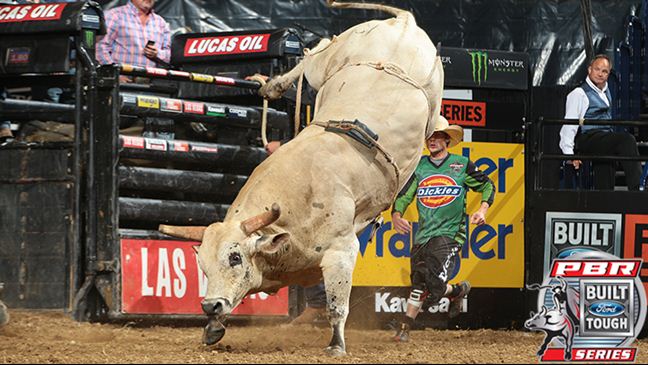 Big Cat and J.B. Mauney will headline the 15/15 Bucking Battle. Andy Watson / BullStockMedia.com