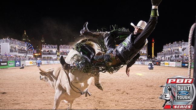 In their last meeting, Big Cat tossed J.B. Mauney in just 1.94 seconds. Photo: Matt Breneman / BullStockMedia.com