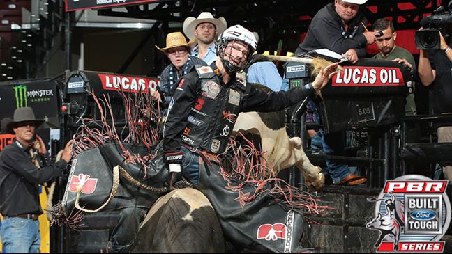 Cooper Davis currently trails World No. 1 Kaique Pacheco by 80.33 points. Photo: Andy Watson / BullStockMedia.com