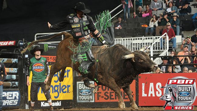 J.B. Mauney heads into Tucson this weekend 520 points behind current No. 1 Cooper Davis. Photo: Andy Watson / BullStockMedia.com
