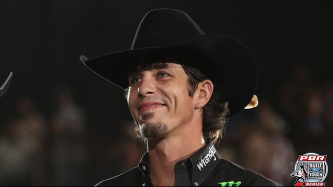 J.B. Mauney win his first BFTS event of the season Saturday and cut into Kaique Pacheco's lead. Photo: Andy Watson / BullStockMedia.com