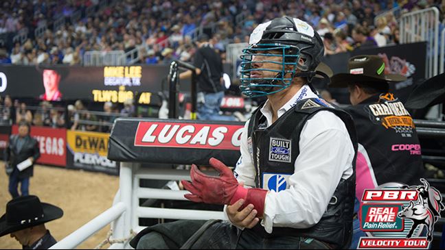Mike Lee is competing at the RVT event in New Town, North Dakota. Photo: Andy Watson / BullStockMedia.com.