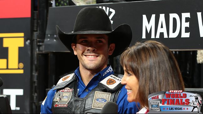 Kaique Pacheco now leads No. 2 Cooper Davis by 207.83 points going into the last two days of the World Finals. Photo: Andy Watson / BullStockMedia.com