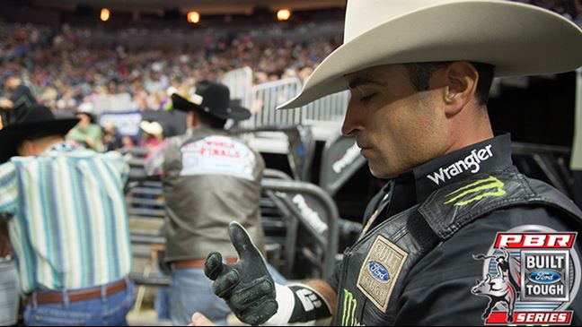 Guilherme Marchi rode through 2016 with injuries in both of his knees. Photo: Christopher Thompson / BullStockMedia.com