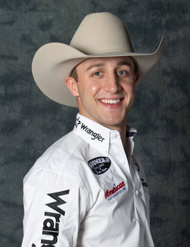 Sage Kimzey WNFR Bull Riders