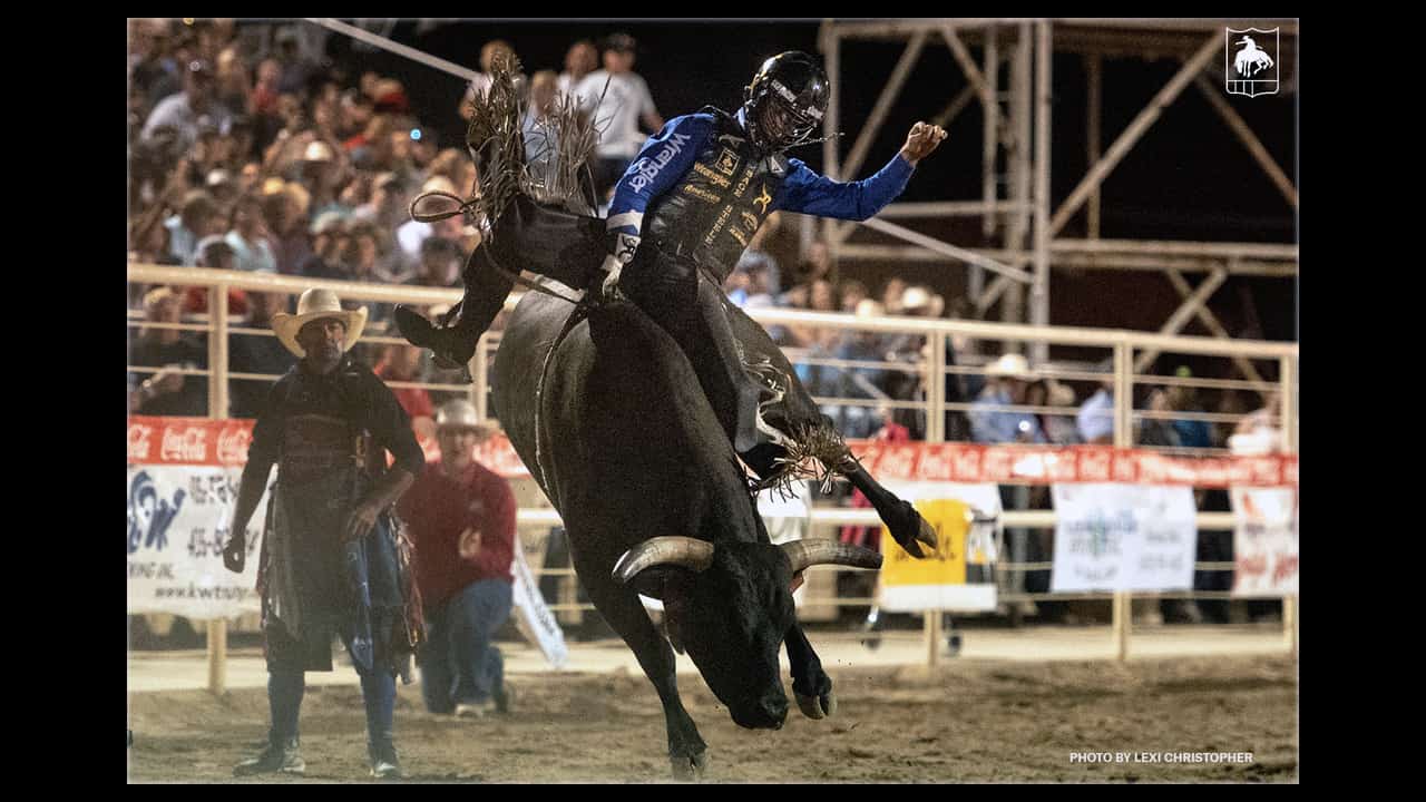 Bull Rider Sage Kimzey Splits Win in Vernal, Utah News